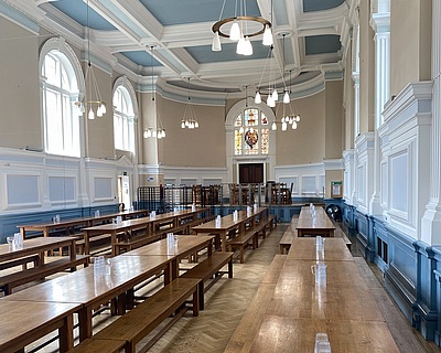 正式留学・イギリスの学校構内